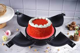 Redvelvet Bomb Cake