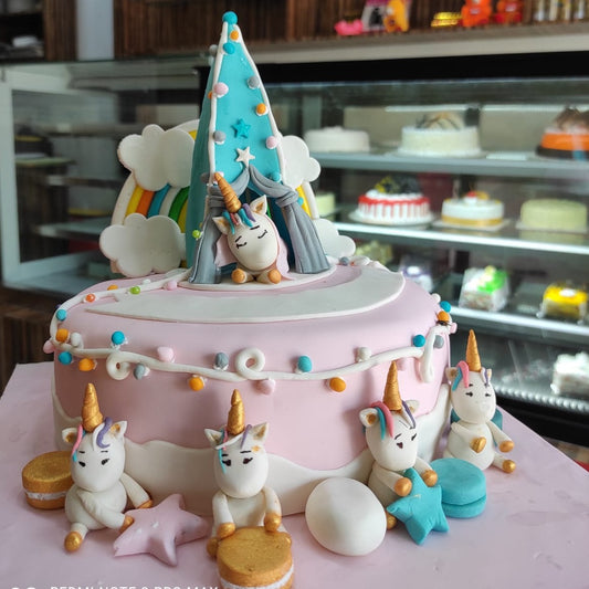 Cute Unicorn Fondant Cake