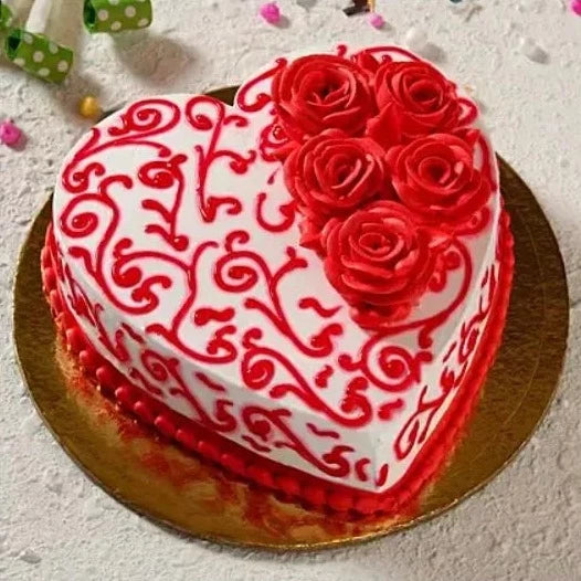 Valentine Mood Strawberry Cake